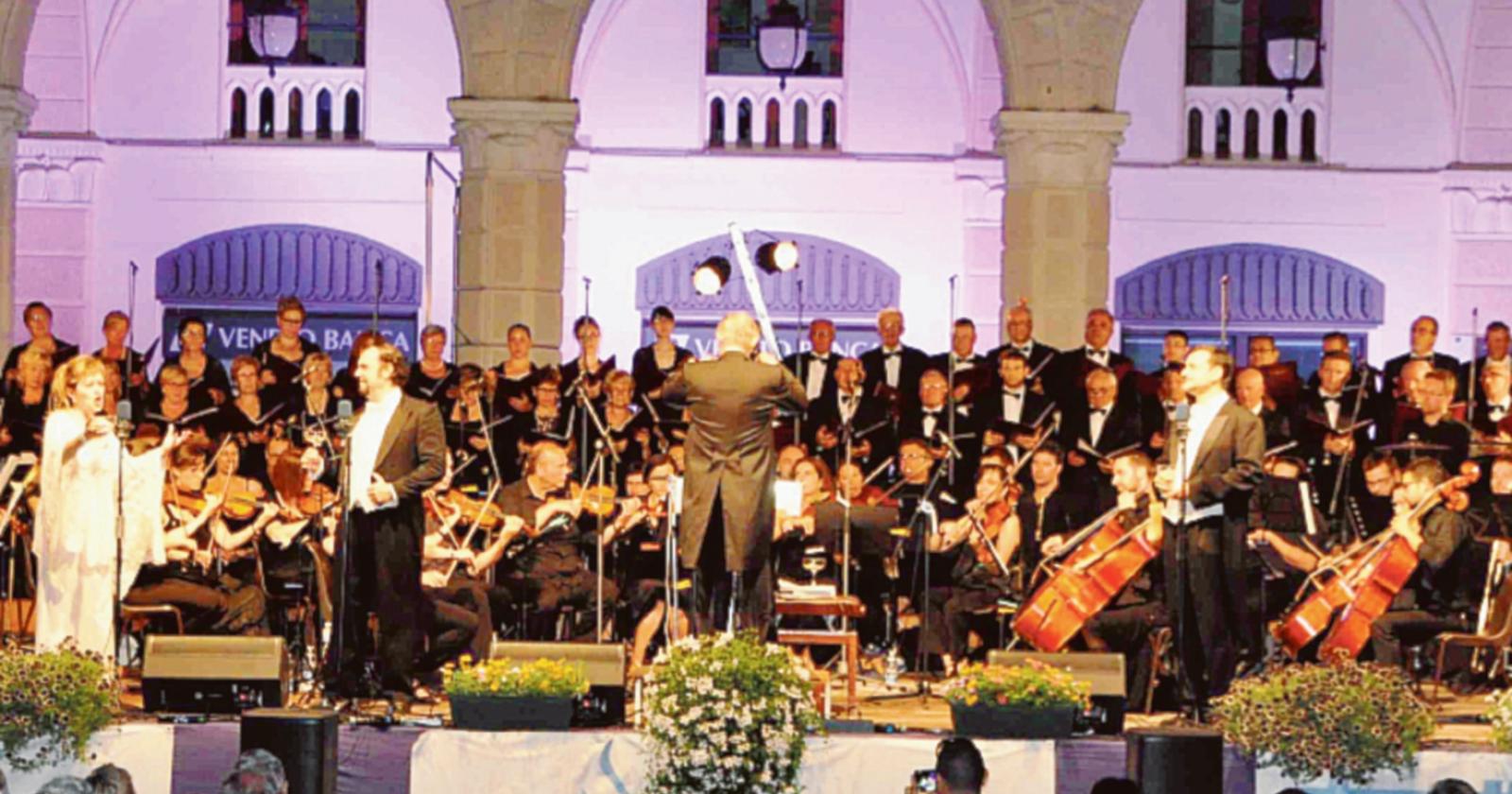 Sabato la grande lirica in piazza