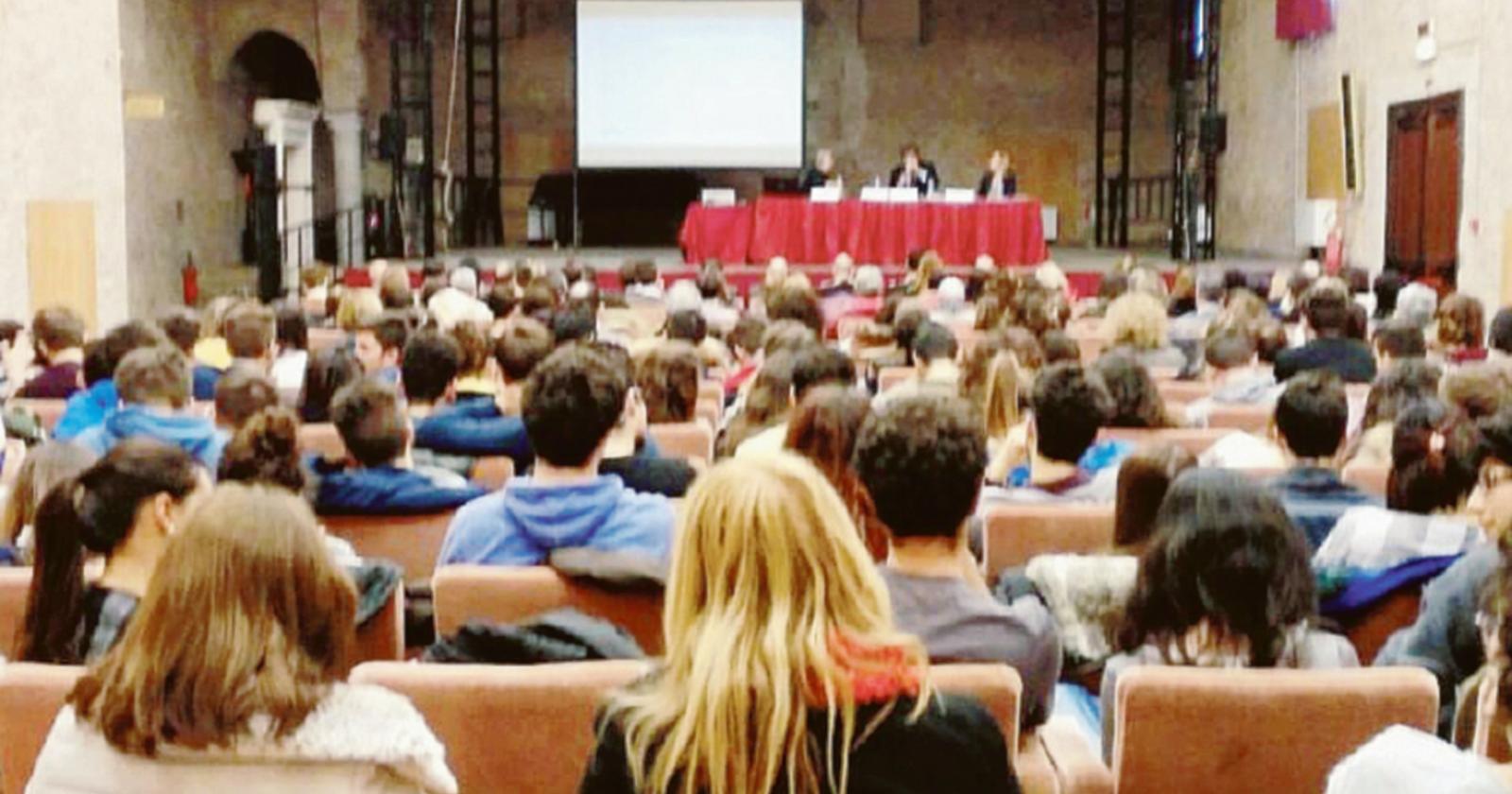 Sabato il premio letterario