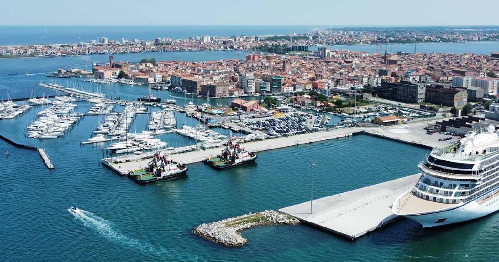 Porti, il 2025 chiude in crescita