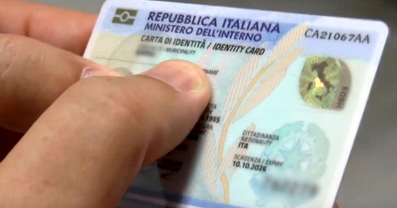 Stop ai rinnovi della carta d’identità per gli over 70