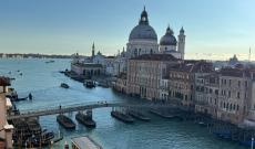 Aperto il ponte votivo verso la basilica di Santa Maria della Salute