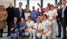 Gli ospedali veneti invasi da supereroi per regalare sorrisi