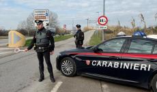 Si presenta a casa dell&rsquo;ex e aggredisce i Carabinieri: arrestata 35enne