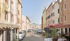 Doppio senso in via Cavallotti: sull&rsquo;isola pedonale &egrave; gi&agrave; polemica