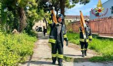 Crollo al Lido di Venezia, quattro operai feriti e nove persone evacuate