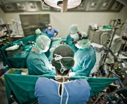 Si potrà cambiare sesso in ospedale