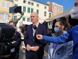 D'Incà: "Toglieremo del tutto il deposito Gpl"