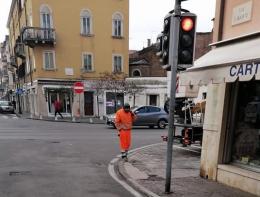 Il semaforo cruciale sistemato in tempo record
