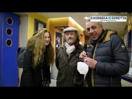 "Pigiama per sei", risate e applausi al Don Bosco