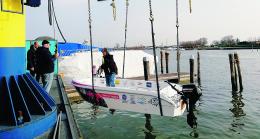 E’ la barca che pulirà la laguna