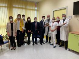 Il Lions club dona un tablet all'ospedale
