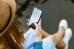 Allarme truffe telefoniche: come difendersi dai falsi operatori energetici