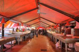Pescheria al minuto, un telo per la luce