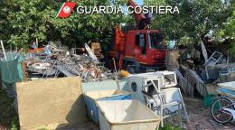 Scoperta a sequestrata una discarica abusiva 