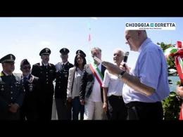 La benedizione del vescovo al mare 