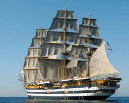 L'Amerigo Vespucci guest star della Barcolana 