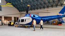 Voli turistici in elicottero senza licenza: due sequestri