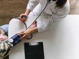 Medico in pensione, pazienti divisi