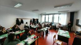 Linguaggi di alunni che uniscono
