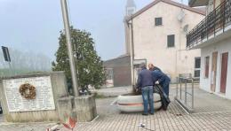 Fioriere sistemate nelle frazioni