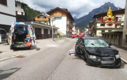 Terribile incidente, distrutta una famiglia: tre morti, arrestata la donna alla guida