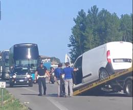 Romea, incidente e traffico congestionato a Conche