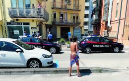Viale Colombo, una rissa continua