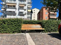 Nuove panchine a Borgo San Giovanni