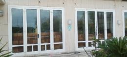 Murati gli ingressi dell’ex Hotel Capo Est