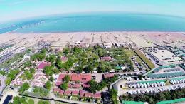 Concessioni balneari, proroga o ristori: il tempo stringe