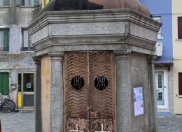 Parte il restauro dei capitelli in città
