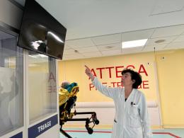 Follia al pronto soccorso, infermiere salvano i pazienti da un folle