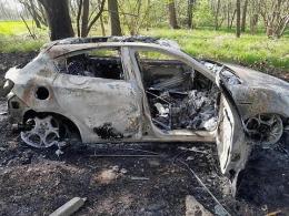 Auto bruciata e una cassaforte scassata: mistero a Mestre