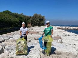 Volontari in azione al forte