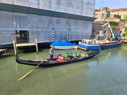Bimbi “A scuola di gondola”