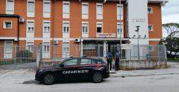 Minacce e vessazioni all’anziana madre: scatta il divieto di avvicinamento