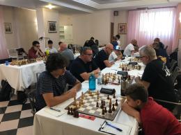 Scacchi, un’open da record