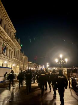 Colpo a Rialto, svaligiato il negozio Benetton