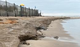 La spiaggia scompare ancora 