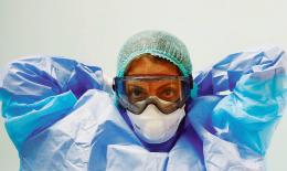 Ancora cautela con le mascherine, in ospedali ed residenze per anziani