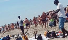 “Una legge contro i venditori abusivi in spiaggia”
