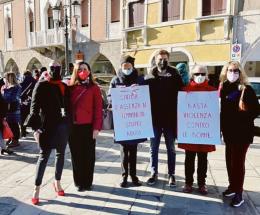 “Se ti manipola, non è amore”