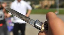 Ventenne accoltellato al parco, è gravissimo