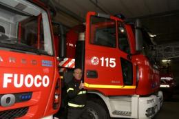 Camion in fiamme sulla A4: traffico in tilt