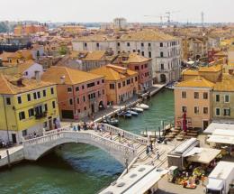 Numeri preoccupanti: 214 famiglie aspettano una casa