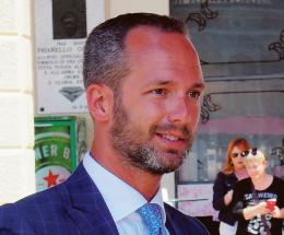 Il sindaco: "I soldi dell’Reddito di cittadinanza per le bollette”