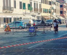 Via “le toppe” da Corso del Popolo