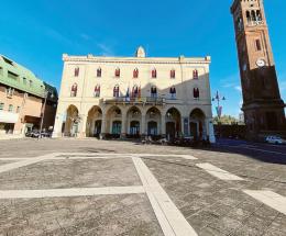 Il teatro protagonista in piazza