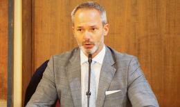 Scuola di Boscochiaro, Munari assicura: “I bimbi da qui non si muovono”