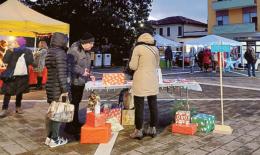 A Natale il mercatino eventi e animazione